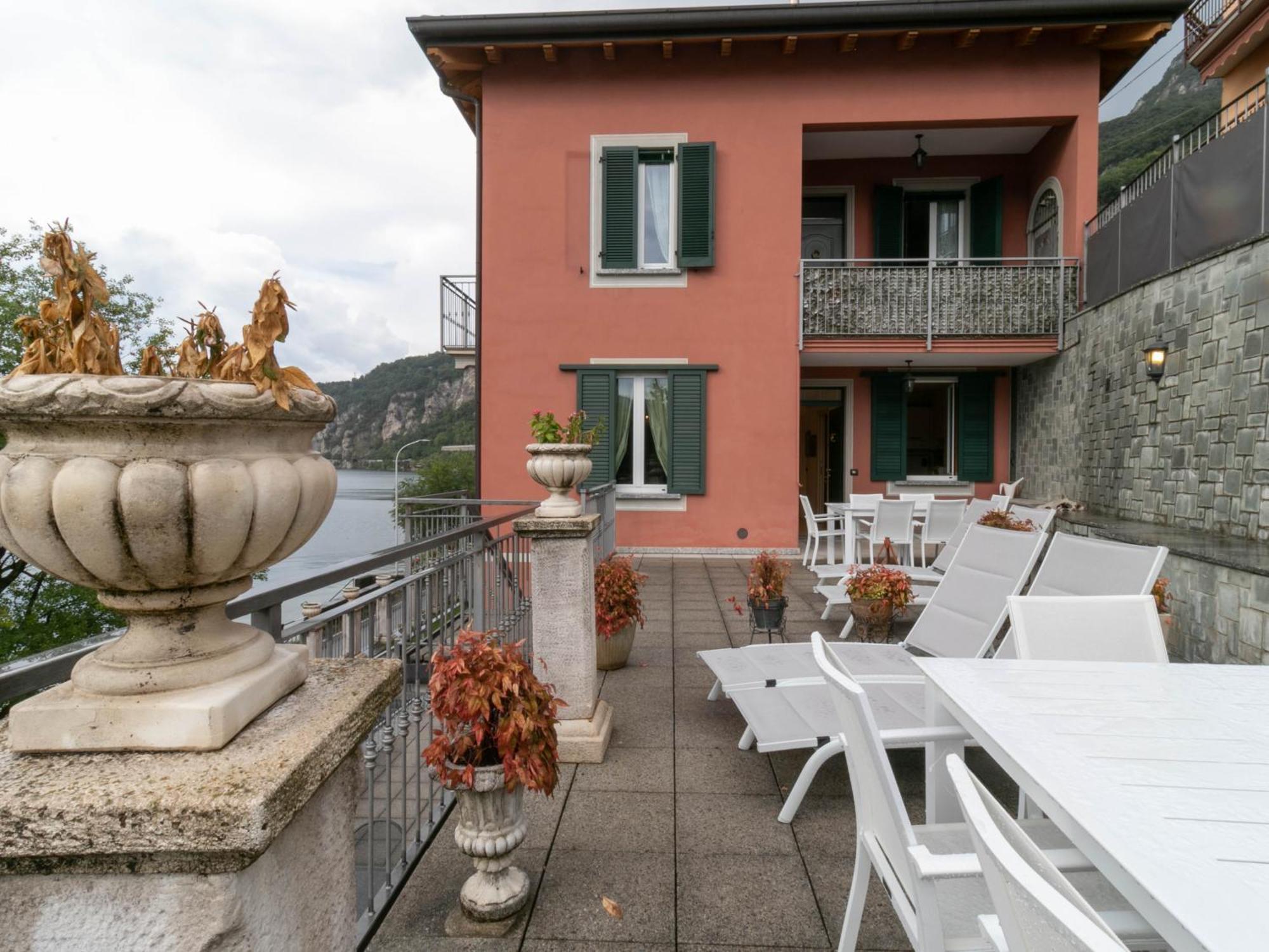 Villa Olcio - Al Lago Mandello del Lario Eksteriør bilde